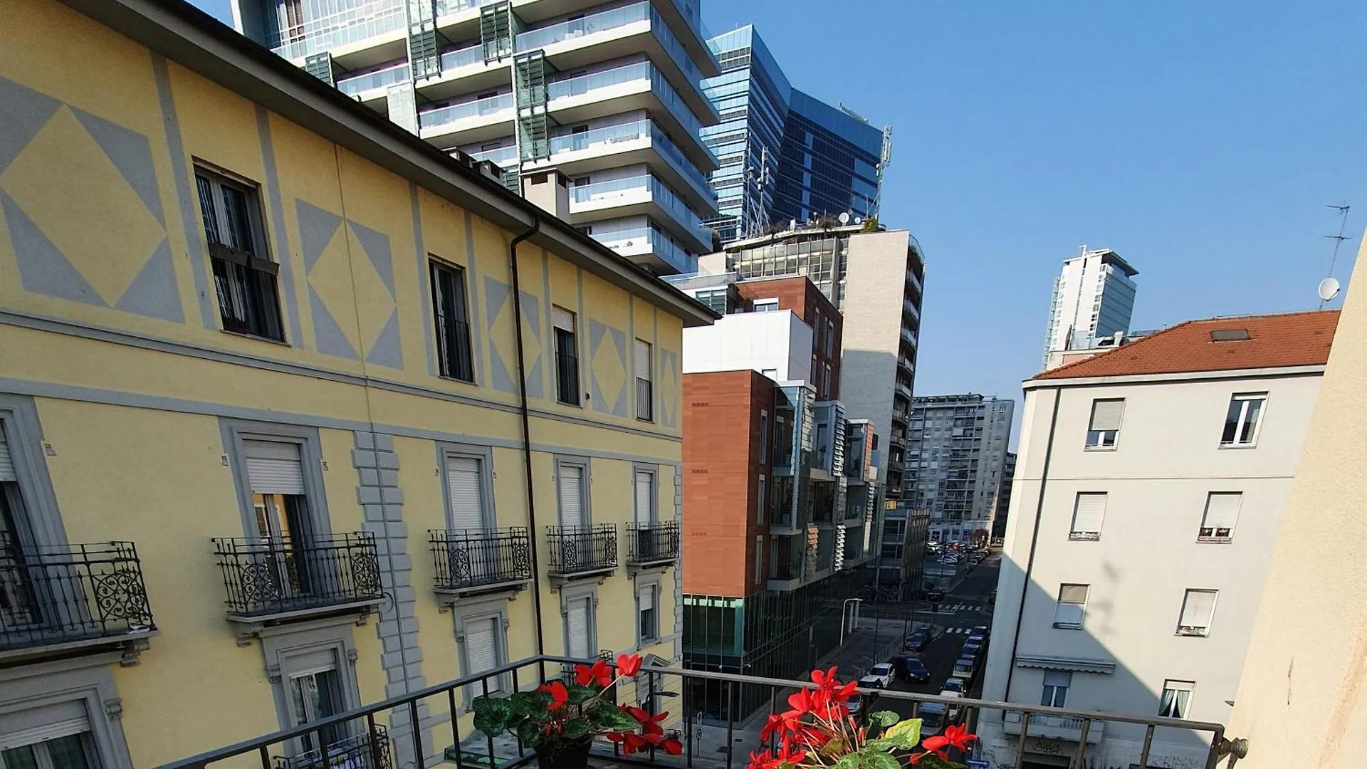 Apartment Comfortable Home 6 Min From Central Station Milan
