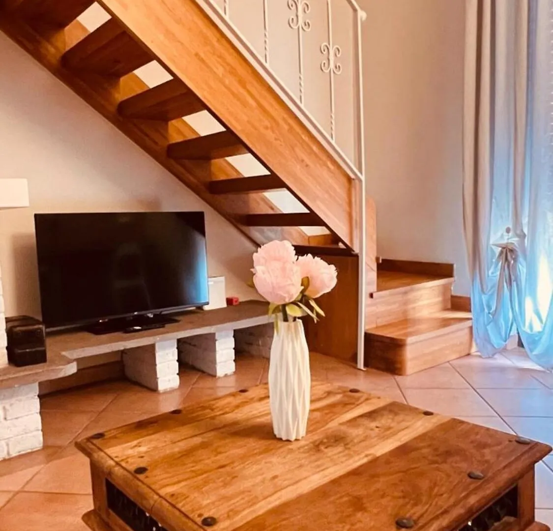 Comfortable Home 6 Min From Central Station Milan Apartment