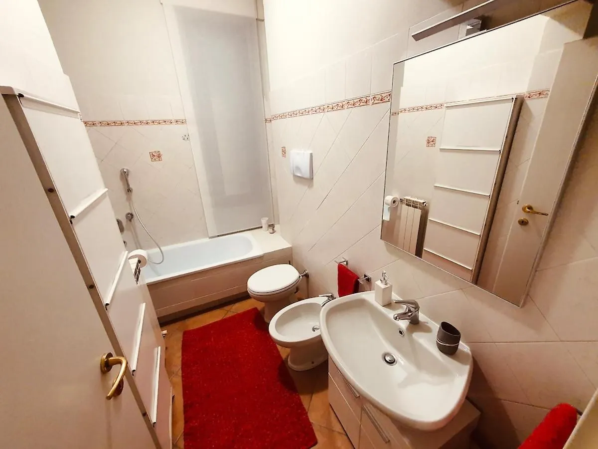 Comfortable Home 6 Min From Central Station Milan
